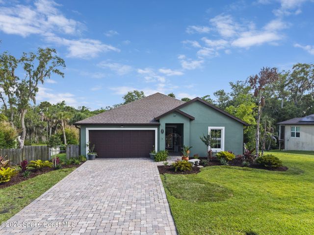 881 Mandarin Drive NE, Palm Bay, FL 32905