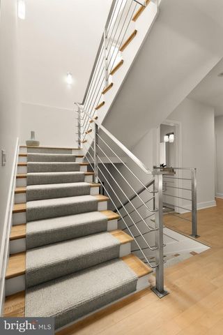 2867 TILDEN ST NW, Washington, DC 20008