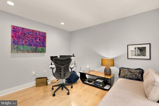2867 TILDEN ST NW, Washington, DC 20008