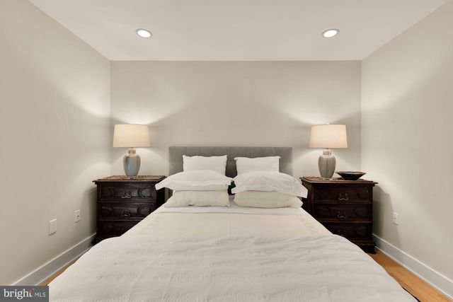 2867 TILDEN ST NW, Washington, DC 20008
