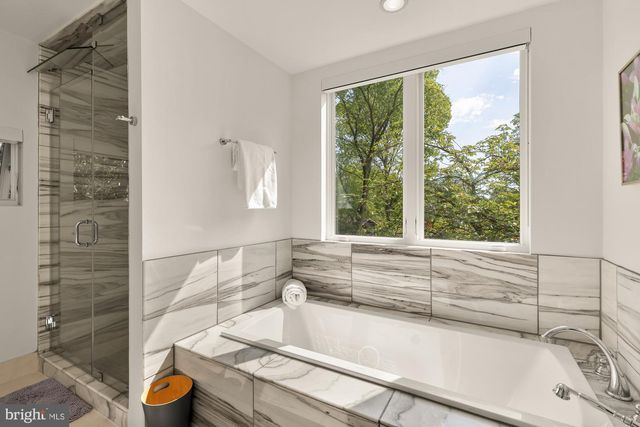 2867 TILDEN ST NW, Washington, DC 20008