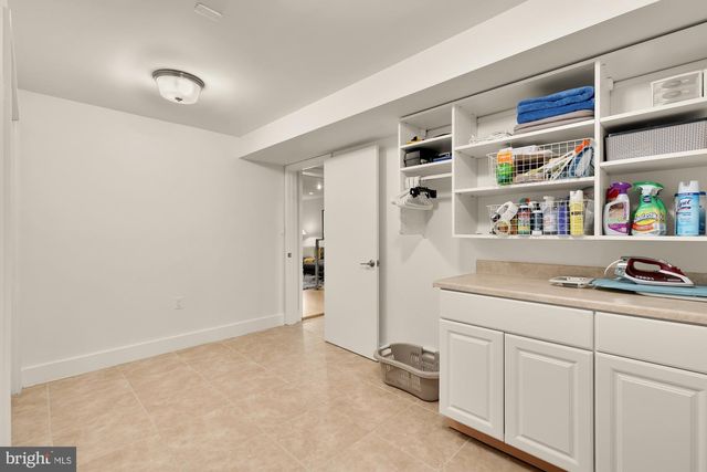 2867 TILDEN ST NW, Washington, DC 20008