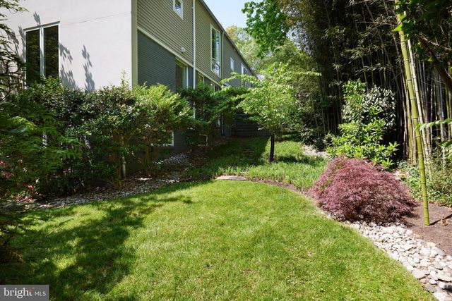 2867 TILDEN ST NW, Washington, DC 20008