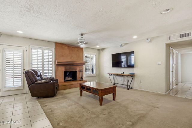 2300 SEA SIDE Drive, El Paso, TX 79936