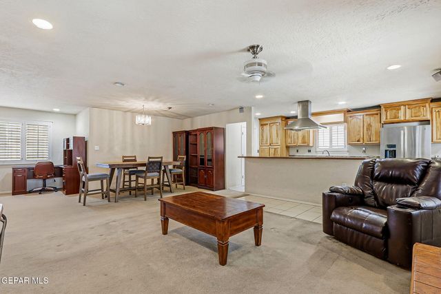 2300 SEA SIDE Drive, El Paso, TX 79936