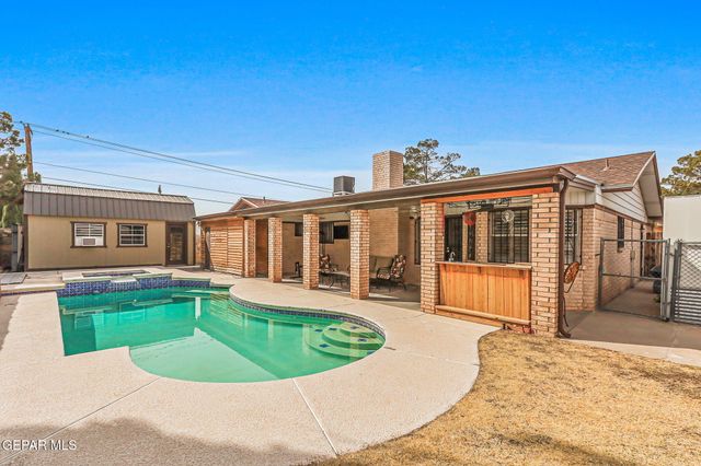 2300 SEA SIDE Drive, El Paso, TX 79936