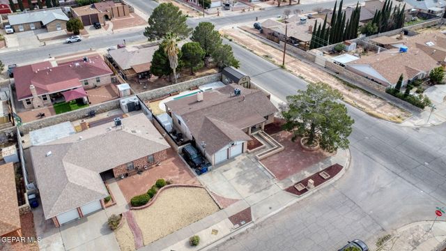 2300 SEA SIDE Drive, El Paso, TX 79936