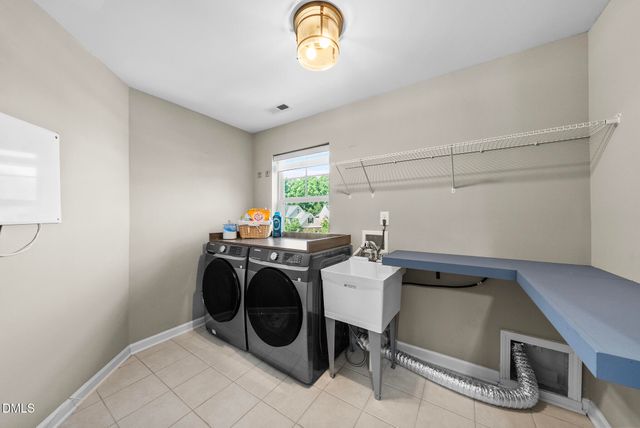 619 Laurel Berry Court, Apex, NC 27523