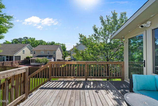 619 Laurel Berry Court, Apex, NC 27523