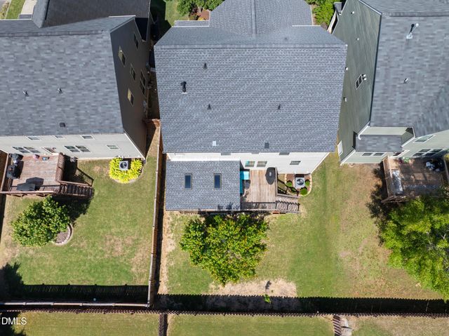 619 Laurel Berry Court, Apex, NC 27523