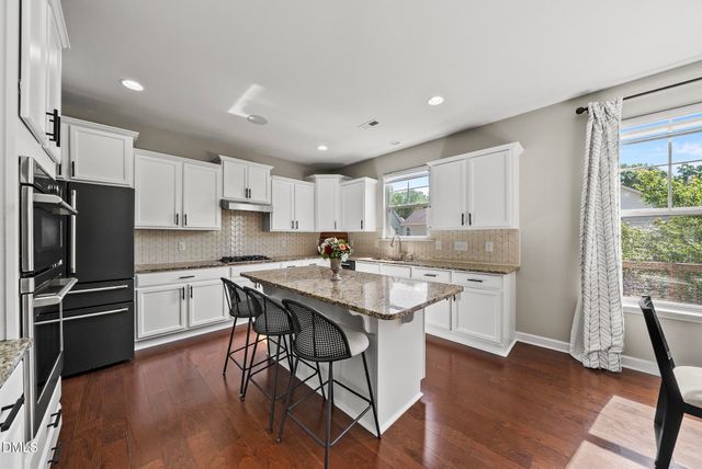 619 Laurel Berry Court, Apex, NC 27523
