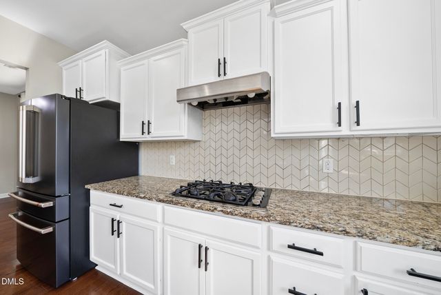 619 Laurel Berry Court, Apex, NC 27523