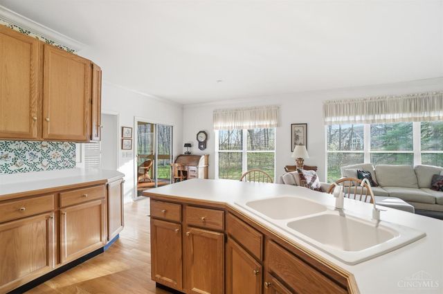 9482 Lake View Drive, Loveland, OH 45140