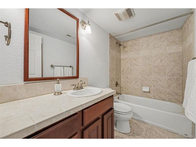 10617 Clarke Farms Dr, Parker, CO 80134