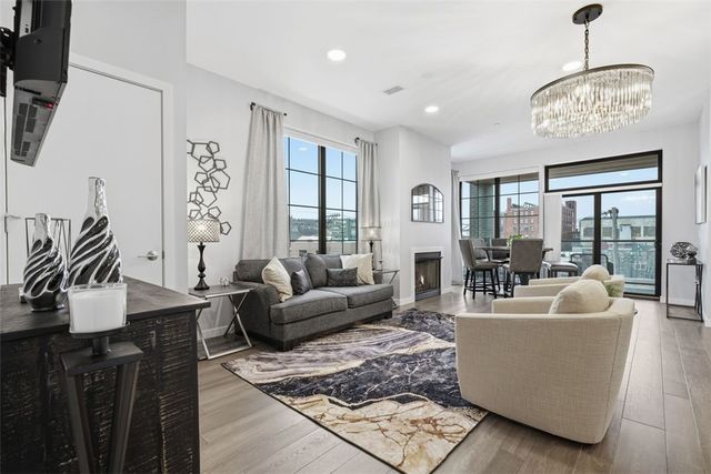 2635 Penn Ave 317, Downtown Pgh, PA 15222