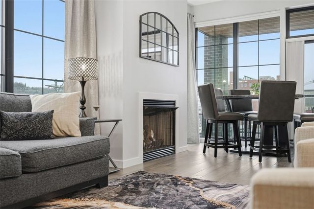 2635 Penn Ave 317, Downtown Pgh, PA 15222