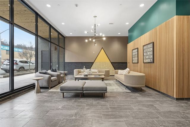 2635 Penn Ave 317, Downtown Pgh, PA 15222