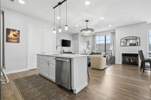 2635 Penn Ave 317, Downtown Pgh, PA 15222