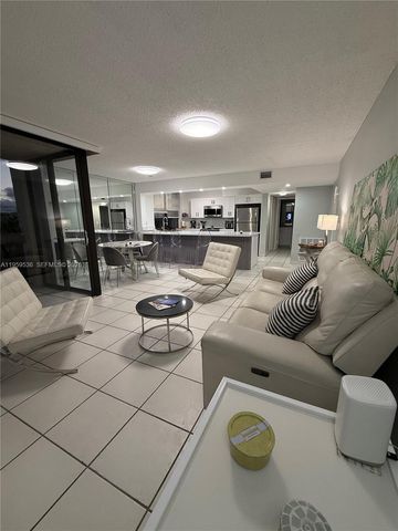 825 Egret Cir 511, Delray Beach, FL 33444