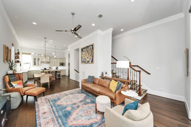 3311 Timbergrove Oaks Street, Houston, TX 77008