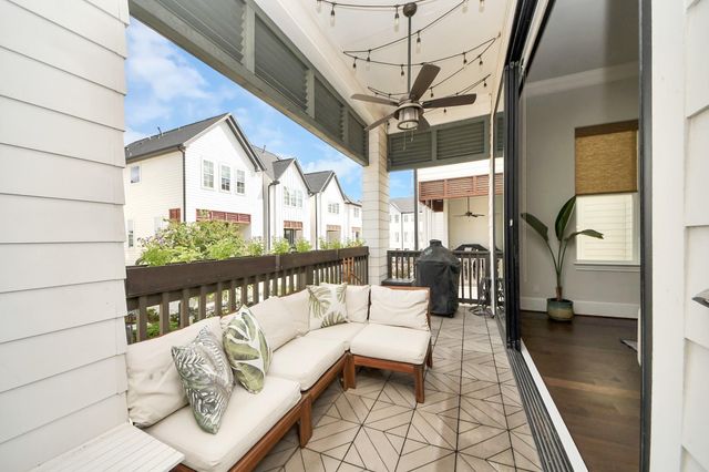 3311 Timbergrove Oaks Street, Houston, TX 77008