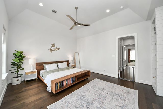 3311 Timbergrove Oaks Street, Houston, TX 77008