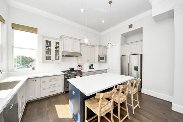 3311 Timbergrove Oaks Street, Houston, TX 77008
