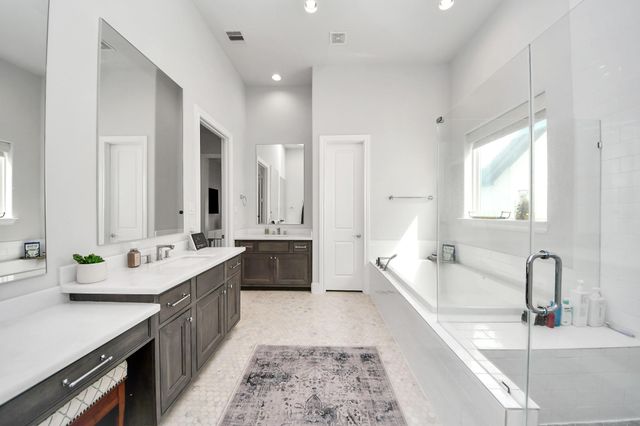 3311 Timbergrove Oaks Street, Houston, TX 77008