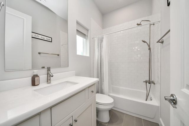 3311 Timbergrove Oaks Street, Houston, TX 77008