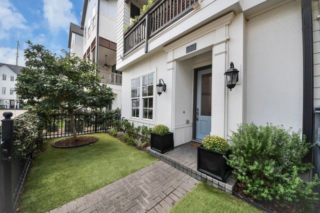 3311 Timbergrove Oaks Street, Houston, TX 77008