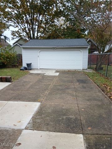 2827 E 117th Street, Cleveland, OH 44120