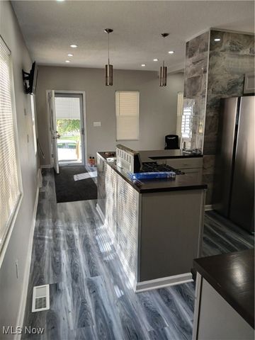 2827 E 117th Street, Cleveland, OH 44120