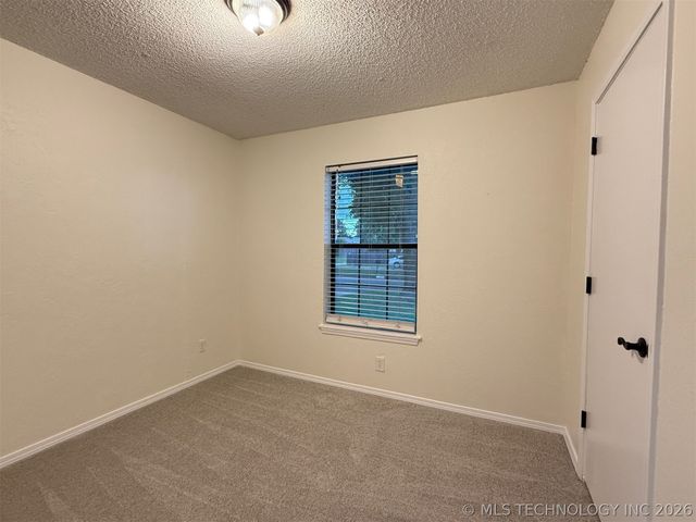 14468 S Poplar Street, Glenpool, OK 74033