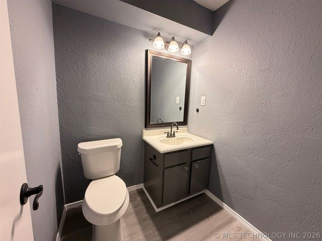 14468 S Poplar Street, Glenpool, OK 74033