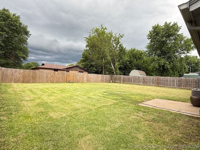 14468 S Poplar Street, Glenpool, OK 74033