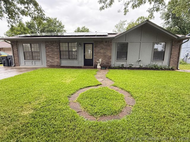 14468 S Poplar Street, Glenpool, OK 74033