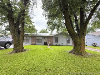 14468 S Poplar Street, Glenpool, OK 74033