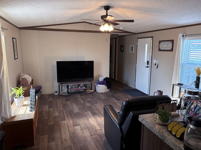 434 Valley Ridge Drive, Bridgeport, TX 76426