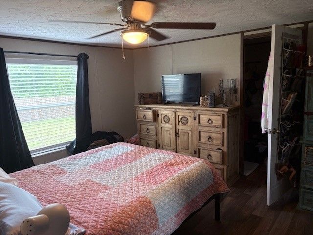 434 Valley Ridge Drive, Bridgeport, TX 76426