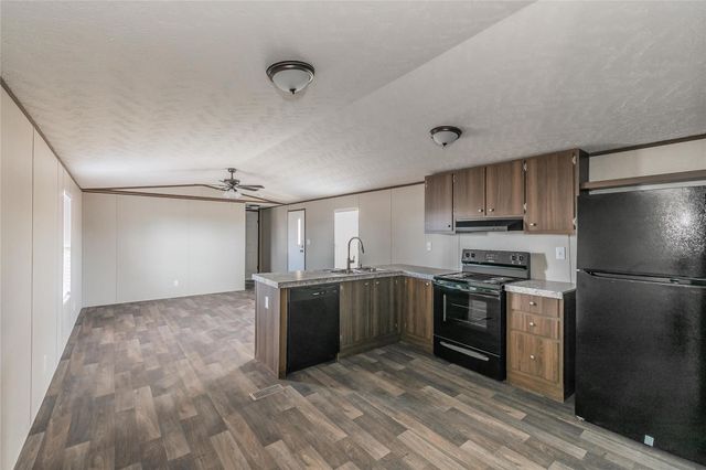 434 Valley Ridge Drive, Bridgeport, TX 76426
