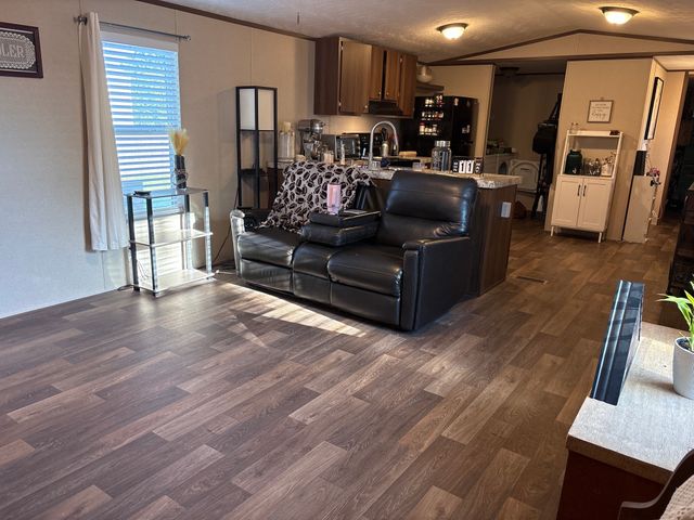 434 Valley Ridge Drive, Bridgeport, TX 76426