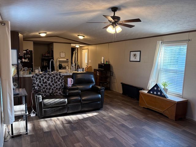 434 Valley Ridge Drive, Bridgeport, TX 76426