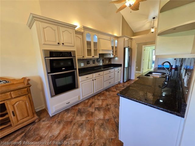 2922 Wynstone Drive, Sebring, FL 33875