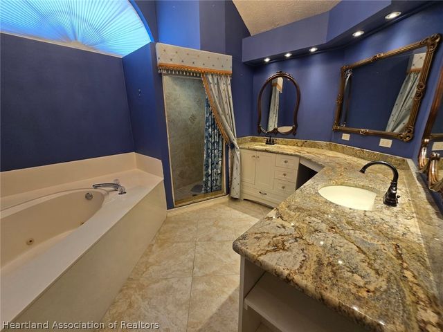 2922 Wynstone Drive, Sebring, FL 33875