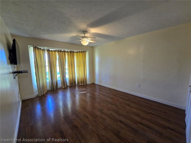 2922 Wynstone Drive, Sebring, FL 33875