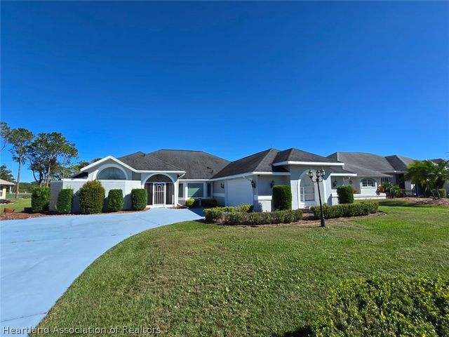 2922 Wynstone Drive, Sebring, FL 33875