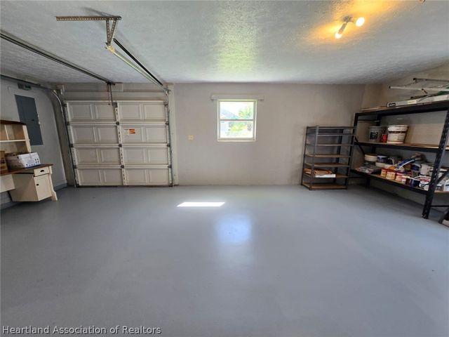 2922 Wynstone Drive, Sebring, FL 33875
