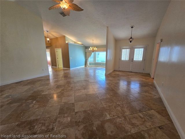 2922 Wynstone Drive, Sebring, FL 33875