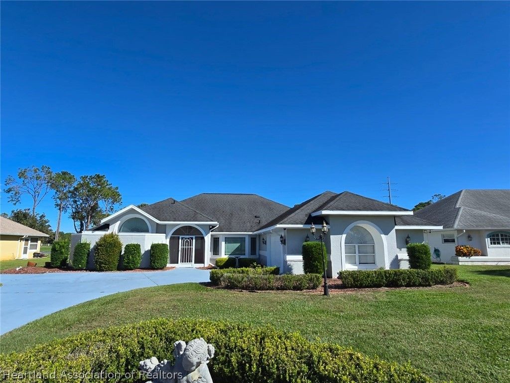 2922 Wynstone Drive, Sebring, FL 33875