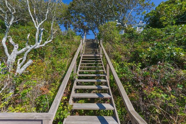 246 Stage Island, Chatham, MA 02633